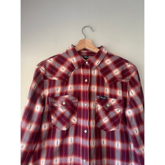 Wrangler Retro Plaid Southwest Flannel Pearl Snap with Embroidery - Picture 2 of 7